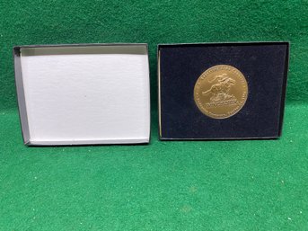 Vintage Winchester U.S. Repeating Arms Company Dedication Ceremony 1994 Medallion In Box. 2 1/2' Across.