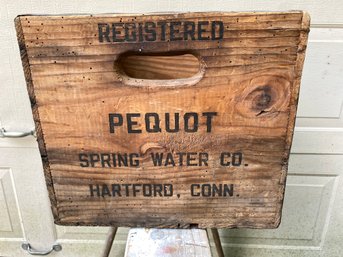 Vintage Pequot Spring Water Co. Pequot Ginger Ale. Wood Crate Box With Steel Bands. Hartford, Conn.