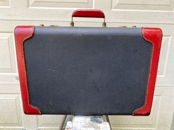 Vintage Small Travel Suitcase. Globetrotter New York. Leather Borders. Brass Hardware. No Key.