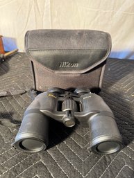 Nikon Aculon A211 Binoculars