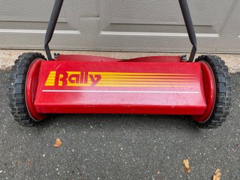 RALLY Manual Push Lawnmower In Excellent Condition. No Shipping.