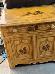 Pine Commode