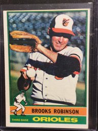 1976 Topps Brooks Robinson - M