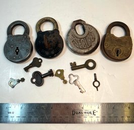 Lot Of Vintage Locks