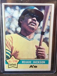 1976 Topps Reggie Jackson - M