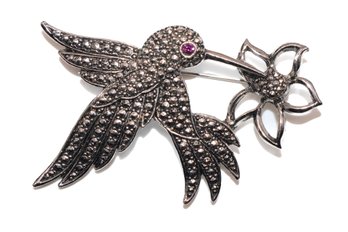 Vintage Avon Hummingbird Silver Tone Marcasite Rhinestone Brooch