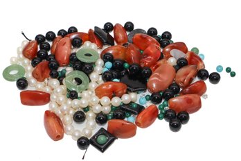 Gorgeous Loose Beads Jade And More! Good For Craft! - 6 Oz