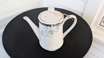 PORCELAIN FLORAL TEAPOT OR COFFEE POT