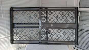 Telescopic Pet Gate