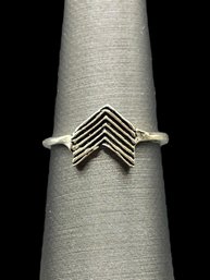 Vintage Chevron Ring, Size 5.5