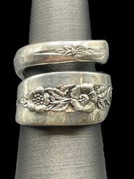 Vintage WM. ROGERS & SON Floral Spoon Wrap Ring, Size 8