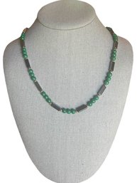 Vintage Green Stones Beaded Necklace