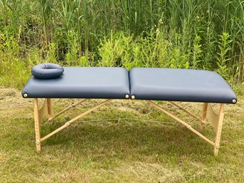 Brand New Earthlight Massage Table
