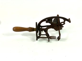 Antique Handheld Apple Peeler