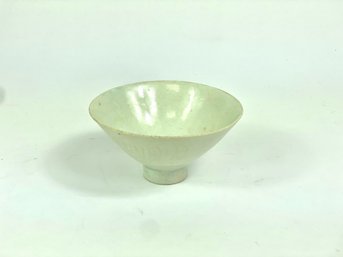 Chinese White Glazed Porcelain Stem Bowl