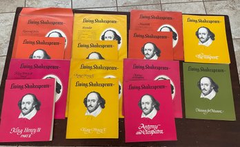 Lot Of Vintage Vinyl LP Record And Book Shakespeare Sets