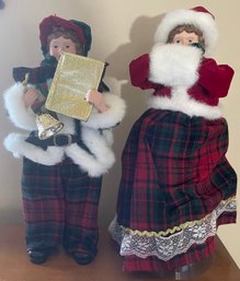 Pair Of Stand Up Christmas Carolers