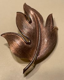 Beautiful Gold Toned Monet Leaf Brooch