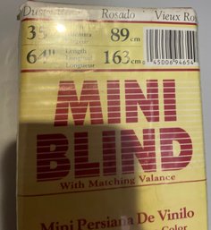 Dusty Rosado Mini Blind With Matching Valiance