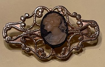 Vintage Cameo Brooch