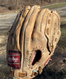 Rawlings Softball Glove