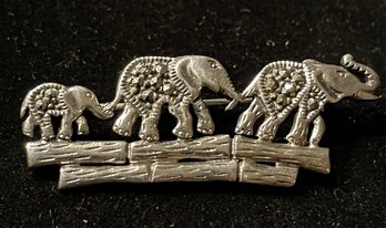 Vintage Sterling Silver Elephant Brooch/Pin