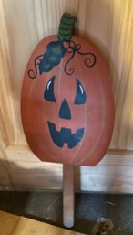 Wooden Lawn Pumpkin