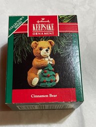 Vintage Hallmark Keepsake Ornament,collectors Series