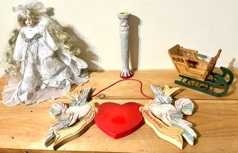 A Christmas Decor Lot