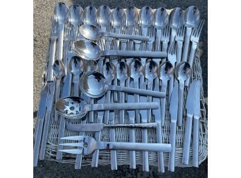 Beautiful Mikasa Silverware Set With Serving Utensils