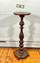 Antique Quarter Sawn Oak Pedestal With Original Finish