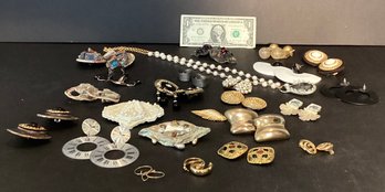 Vintage Costume Jewelry Lot #4: 44 Piece  Group