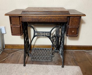 Antique Oak  Singer Sewing Machine Complete