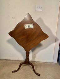 Vintage Signed Kittinger Mahogany Shape Top Tip Table Candle Stand