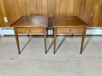 Pair Of Mid Century Modern Gallery Top Side Tables American Of Martinsville