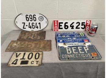 Lot Of 11 Vintage CT License Plates