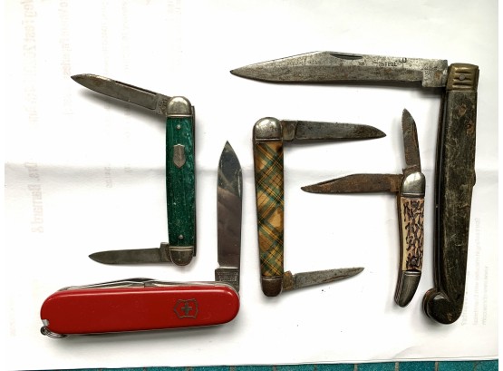 5 Vintage /Antique Pocket Knives