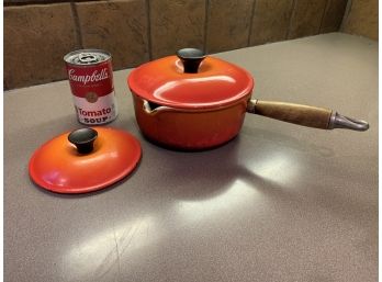 #18 Le Creuset Atomic Orange Pot With Wooden Handle & # 14 Top