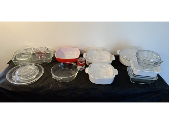 16 Pieces Of Assorted  Pyrex, Corning Ware,fire King