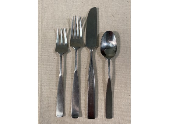 Lot Of 41 MCM Lauffer Holland Bedford Pattern Stainless Flatware