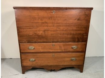 Antique American 2 Drawer Blanket Chest With Country Style Inlay