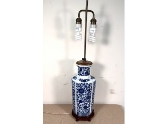 Blue & White Chinese Porcelain Lamp