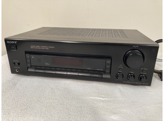 Sony FM Stereo / FM-AM Receiver Model STR-D315