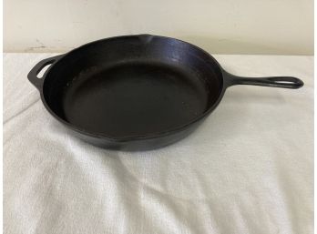 Vintage Lodge 12 SK Large 13' Cast Iron Skillet 3 Notch Heat Ring Pan W/ Heart