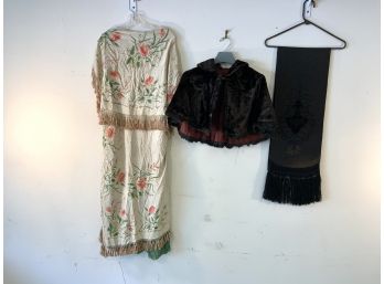 Lot Of Antique Victorian Womens Clothing