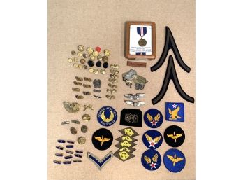 Huge Lot Of WWII Patches, Buttons, Dog Tags, Pins & Military Stuff