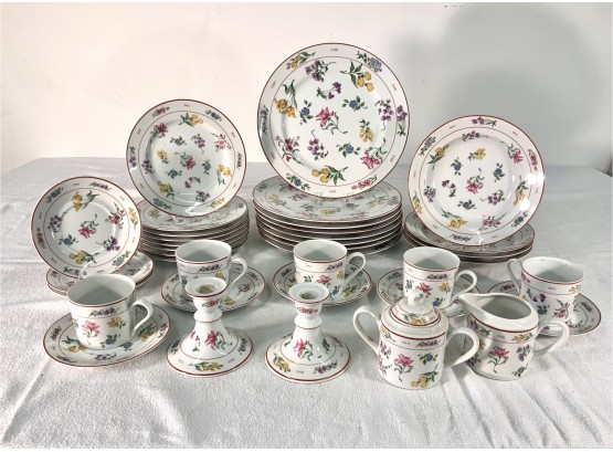 38 Pieces Of George Briard Floral Fantasy Dinner Ware