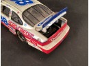 DALE JARRETT #88 QUALITY CARE / FORD CREDIT 99' TAURUS Stock Car 1/24 NASCAR.