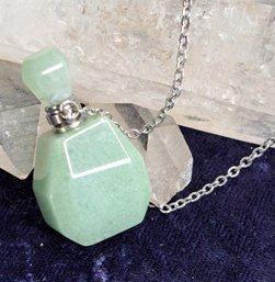 NOS Jade Perfume Bottle On Silver Tone Chain