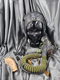 SOVIET FLIGHT HELMET & KM-32 OXYGEN MASK